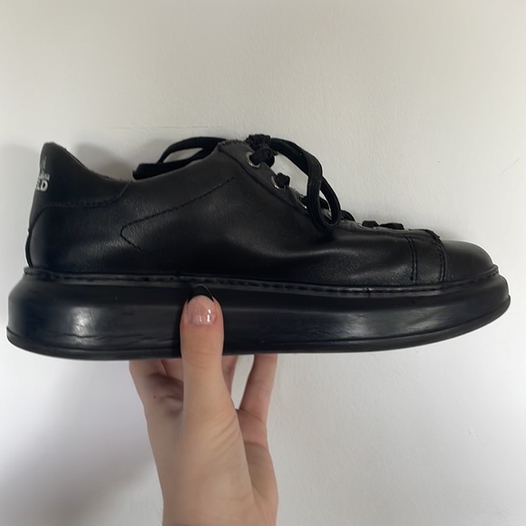 K/IKONIK KAPRI SNEAKERS in all black, Karl Lagergeld - Picture 4 of 4